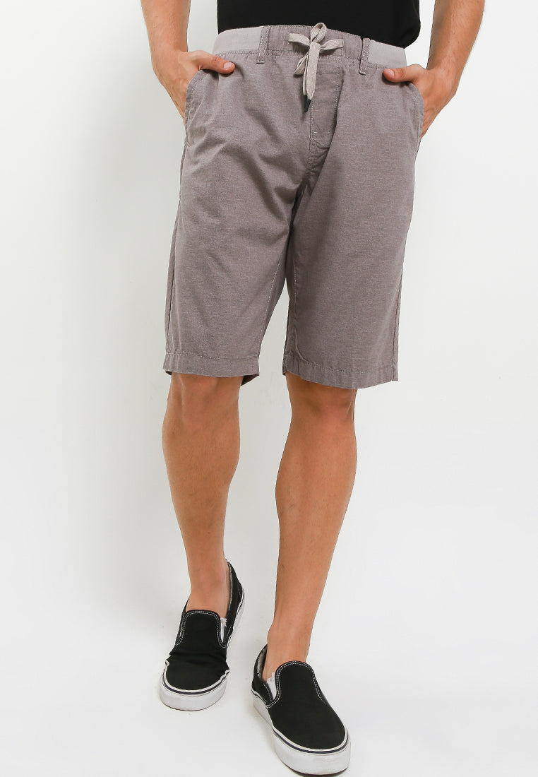 TRIPLE Celana Pendek Chinos Stretch (334 848 LGR)- Light Grey