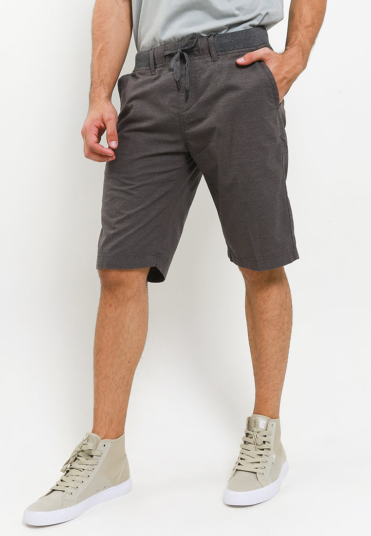 TRIPLE Celana Pendek Chinos Stretch (334 848 MGR)- Mid Grey
