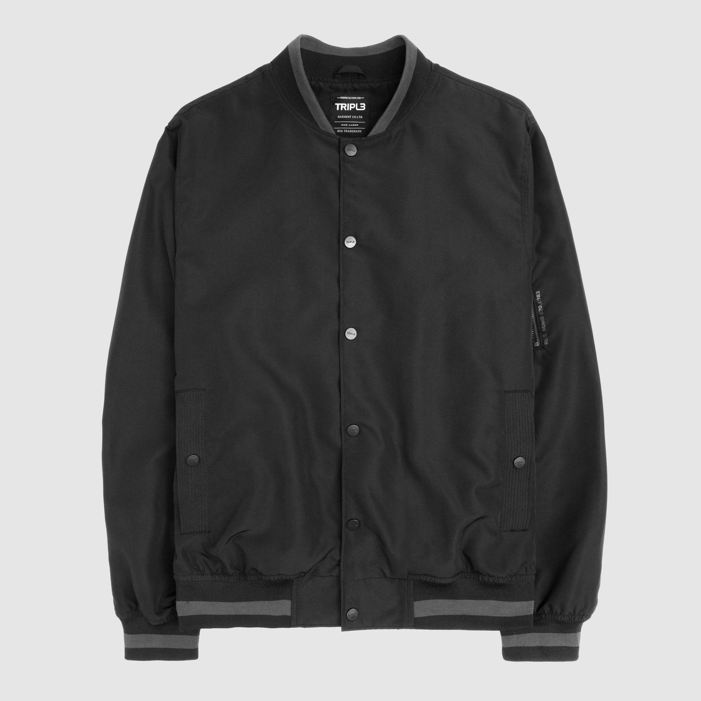 TRIPLE Jaket Bomber Parasut (JK PRS 535 10 BLK)