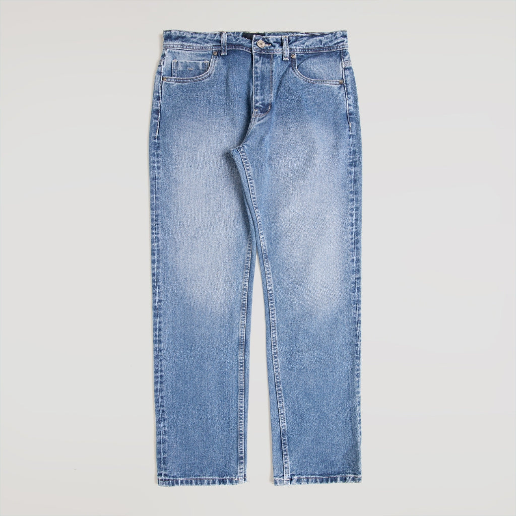 TRIPLE Celana Jeans Reguler Fit Non Stretch (369 888 02 BWC)