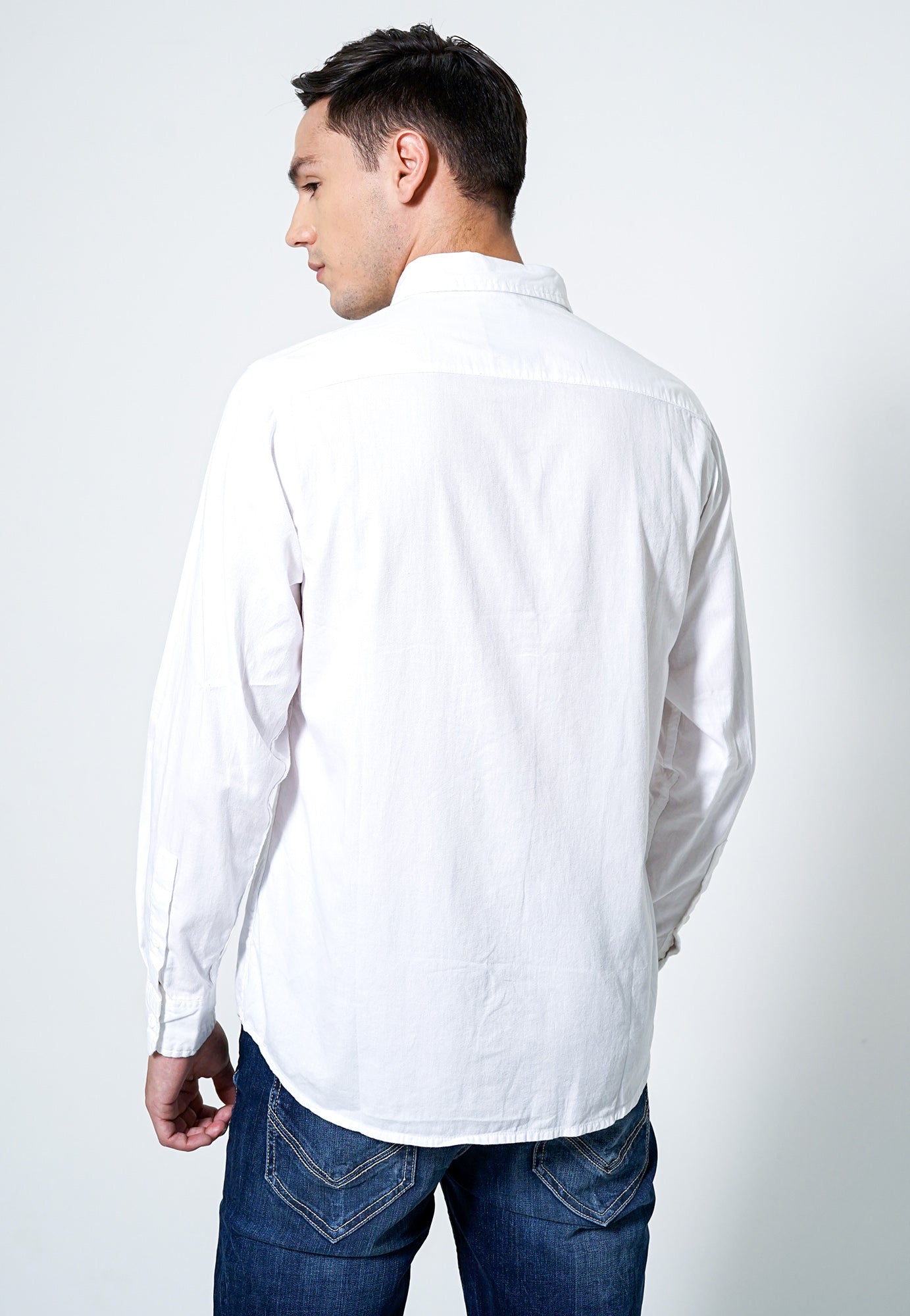 Kemeja Poplin Lengan Panjang Slim Fit | LS 412 - White