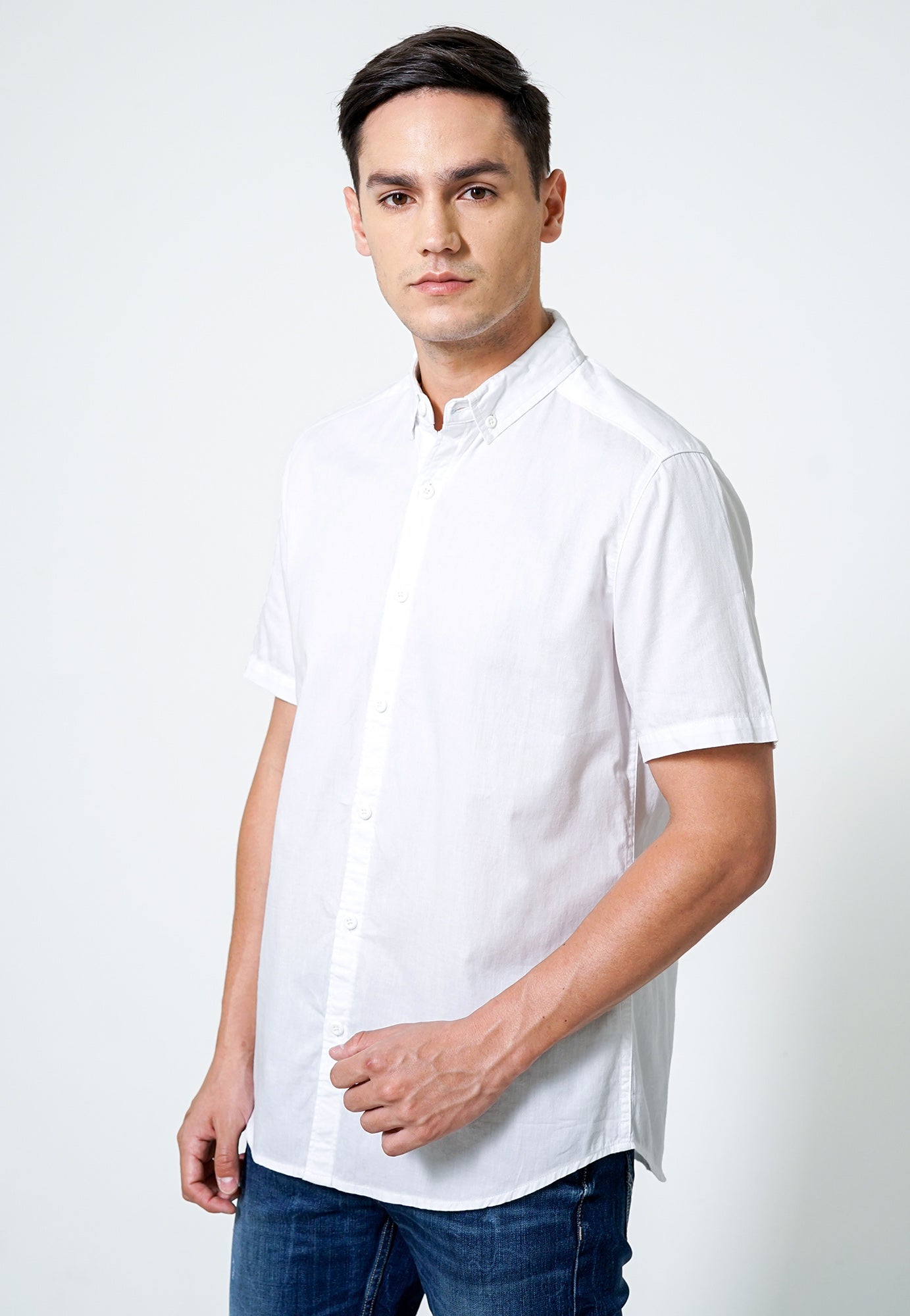 Kemeja Poplin Lengan Pendek Slim Fit Big Size | SSZ 413 - White
