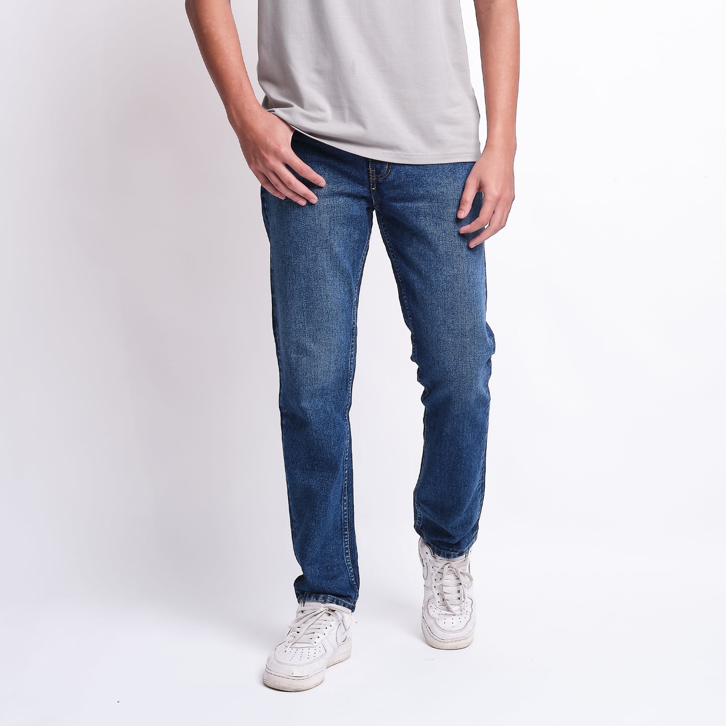 TRIPLE Celana Jeans Regular Slim Medium Wash Non Stretch (191 858 BWB)