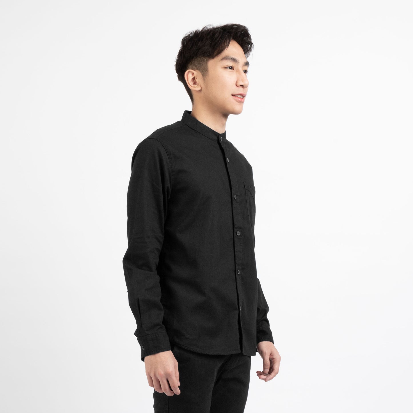 TRIPLE Kemeja Lengan Panjang Slim Fit (LS MC 544)