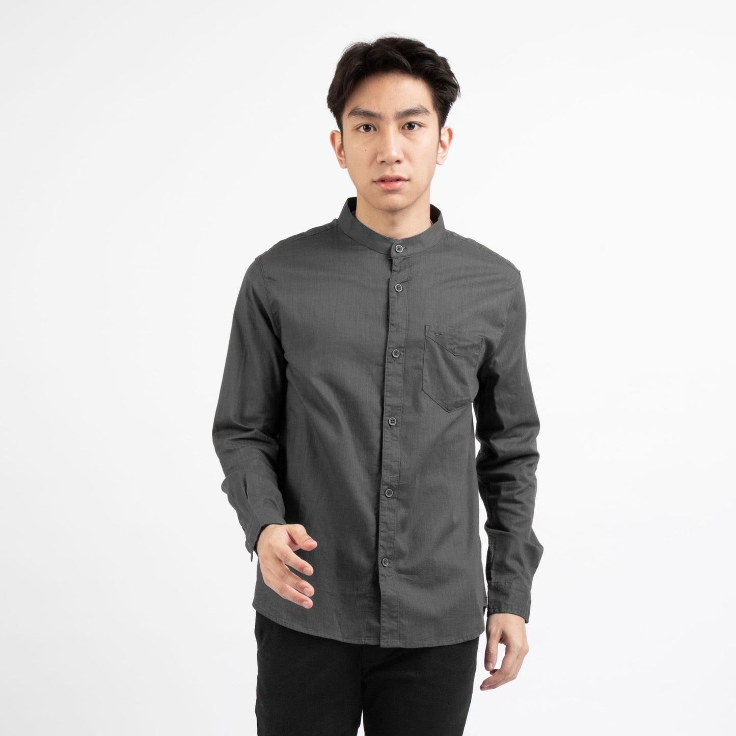 TRIPLE Kemeja Lengan Panjang Slim Fit (LS MC 544)