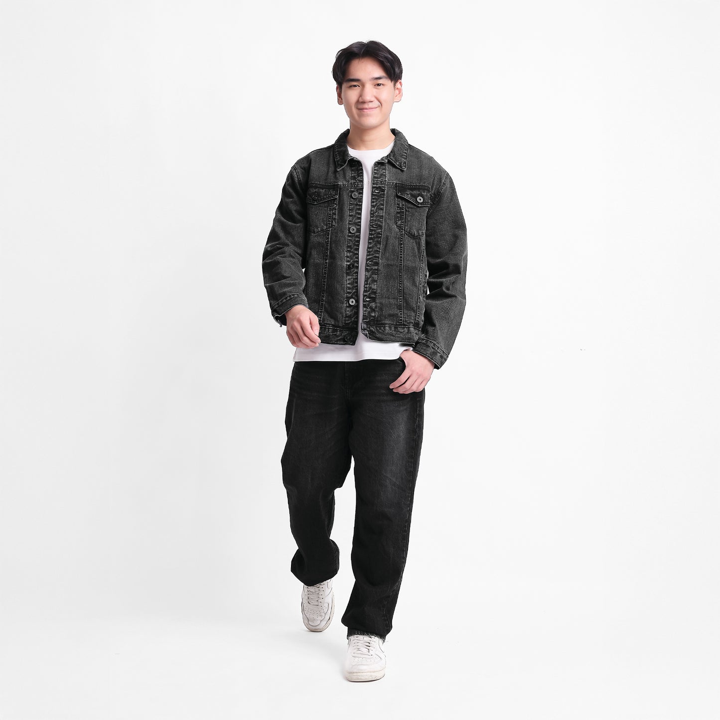 TRIPLE Jaket Denim Reguler Slim (JK DNM 555 04 BWB)
