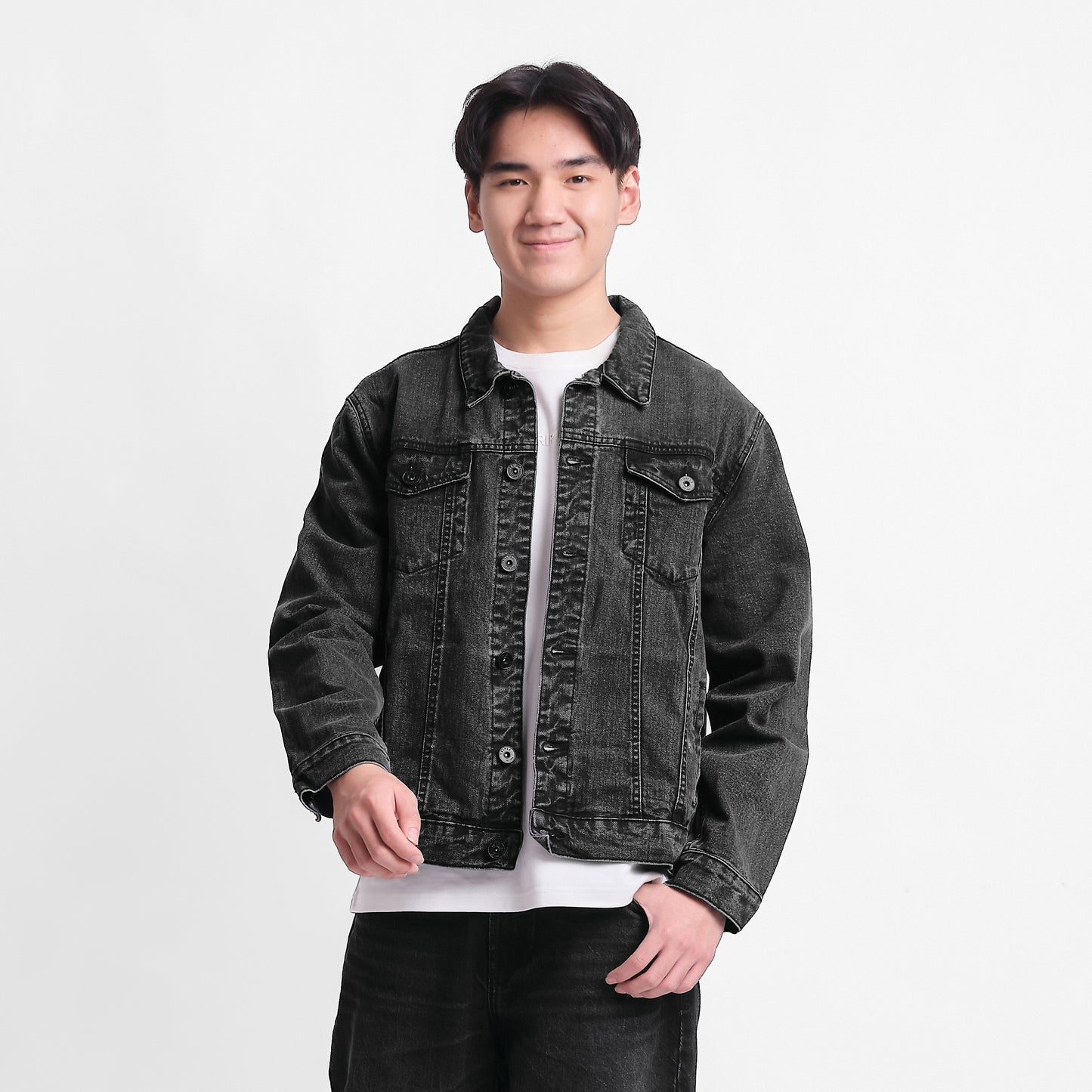 TRIPLE Jaket Denim Reguler Slim (JK DNM 555 04 BWB)