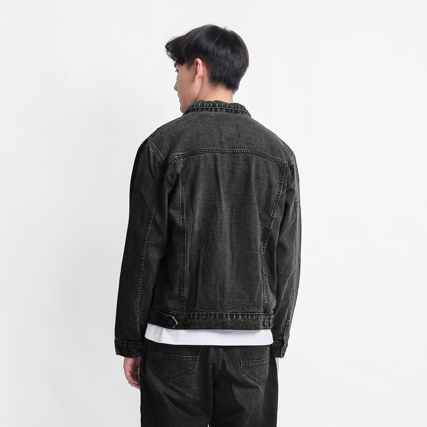 TRIPLE Jaket Denim Reguler Slim (JK DNM 555 04 BWB)