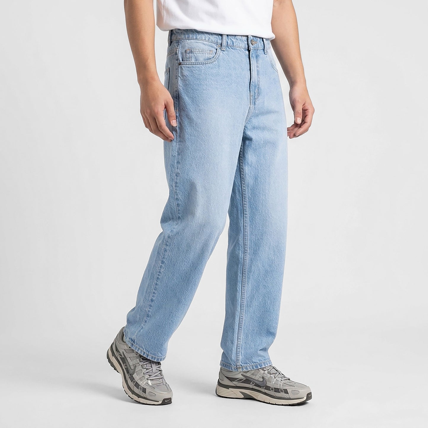 TRIPLE Celana Loose Jeans Non Stretch (369 899 01 BWD)