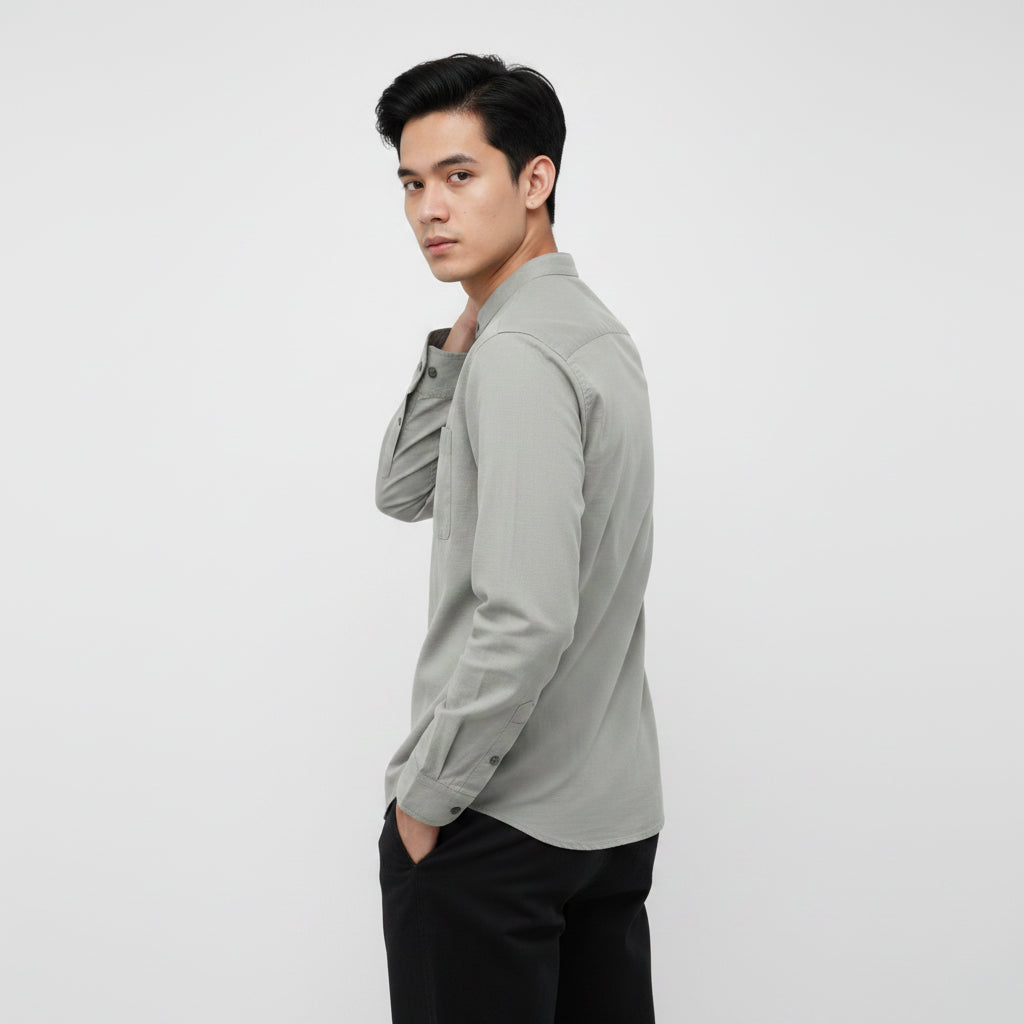 TRIPLE Kemeja Mandarin Panjang Slim Fit (LS MC 543)