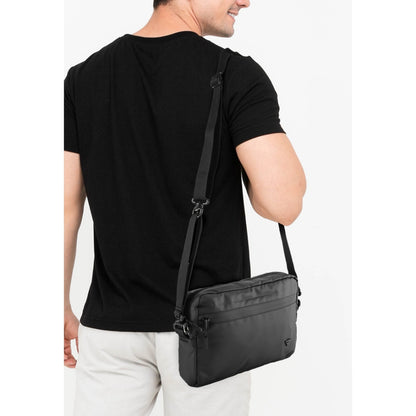 TRIPLE Tas Selempang / Clutch (BAGS 09 BLK)