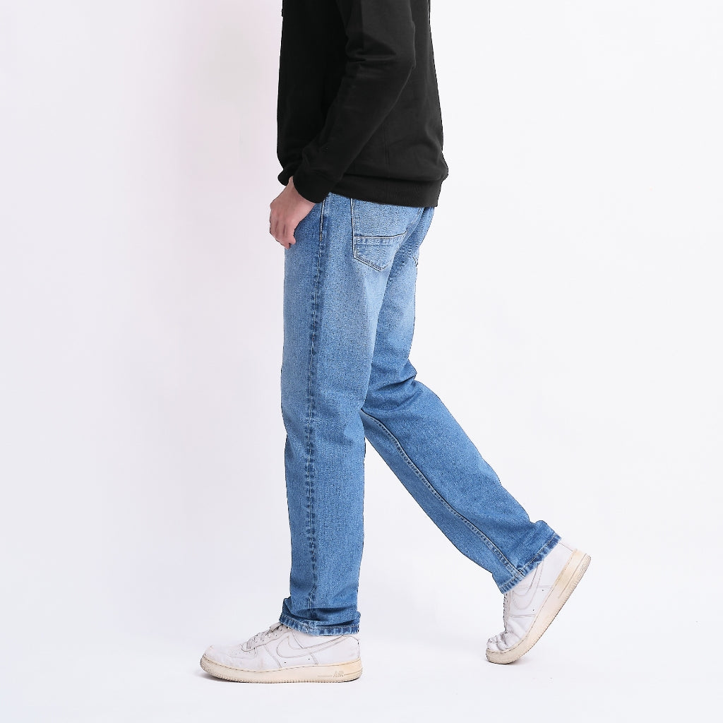 TRIPLE Celana Jeans Regular Fit Medium Wash Non Stretch (191 888 05 BWD)