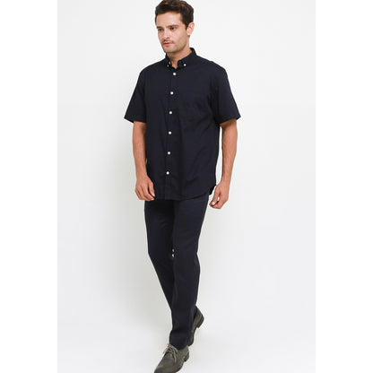 TRIPLE Kemeja Oxford Reguler Fit (SS 550)