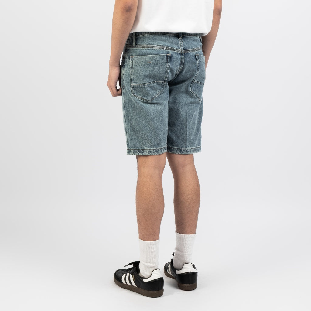 TRIPLE Celana Pendek Denim (363 848 01 BWT)