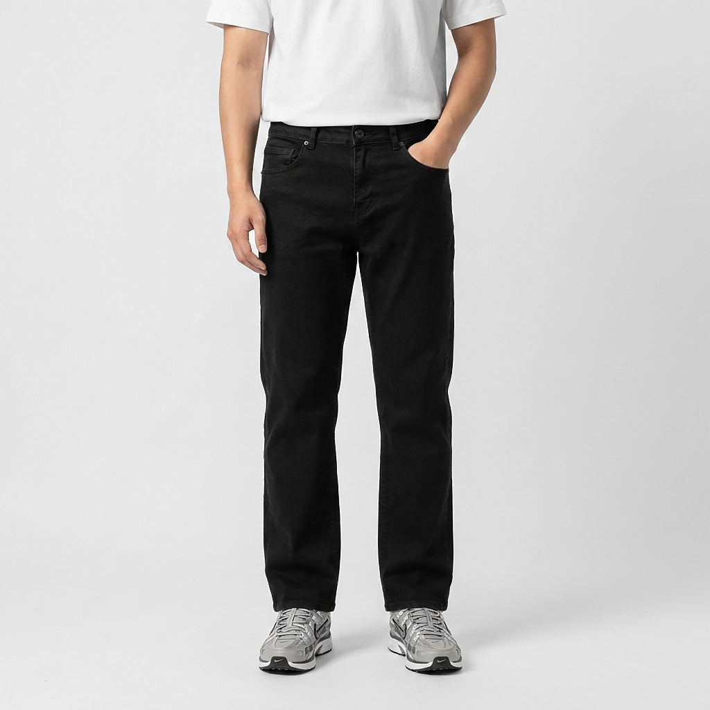 TRIPLE Celana Jeans Reguler Fit Super Black Stretch