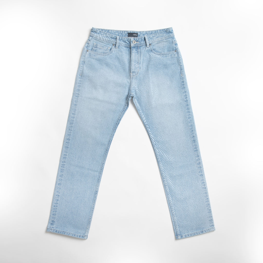 TRIPLE Celana Jeans Reguler Fit Non Stretch (369 888 02 BWD)